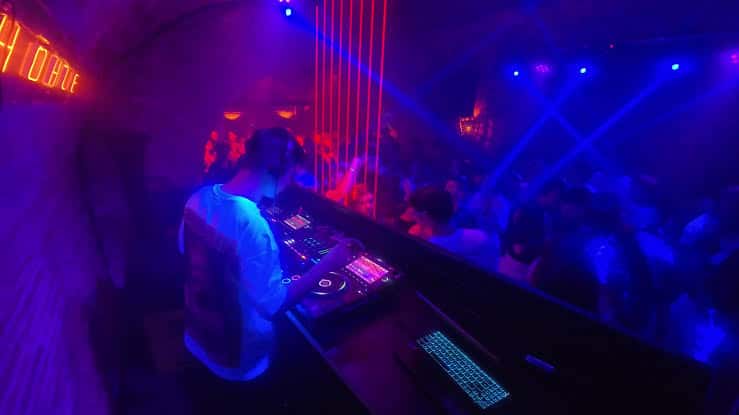 Höhle Club