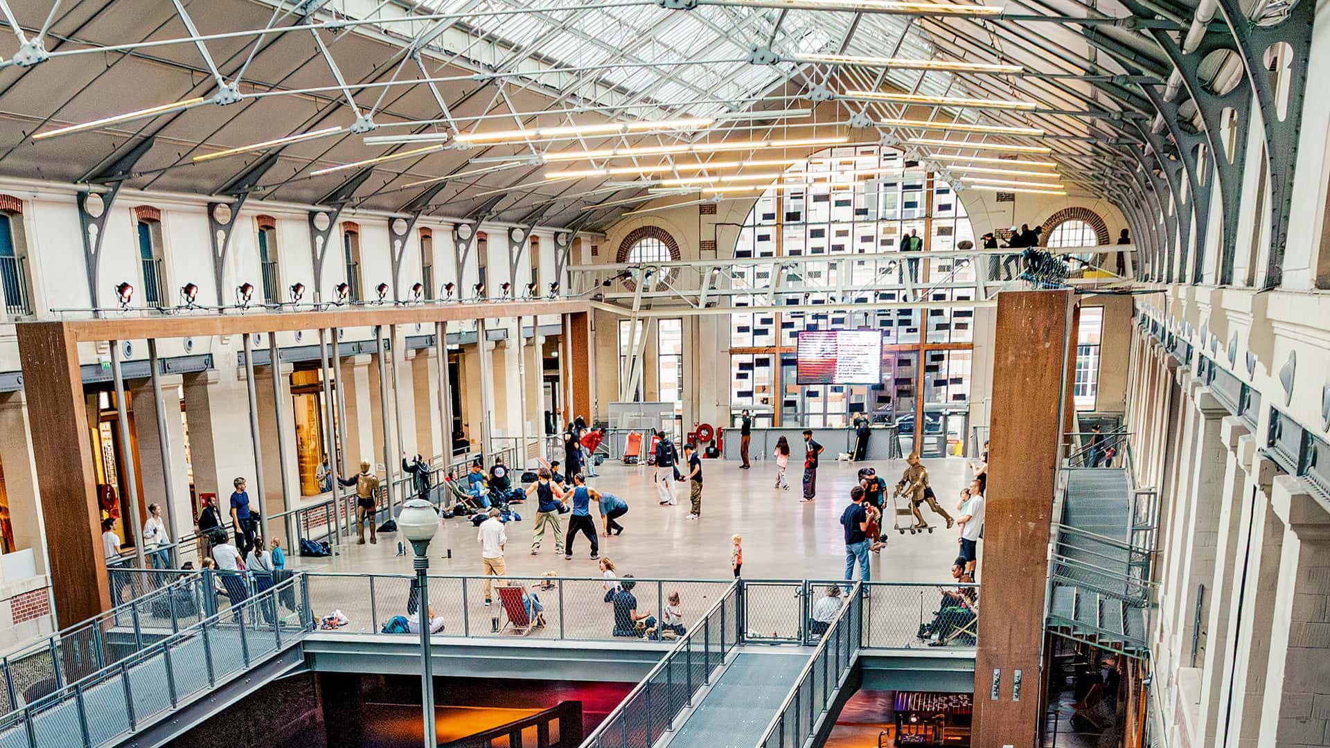 CENTQUATRE-PARIS