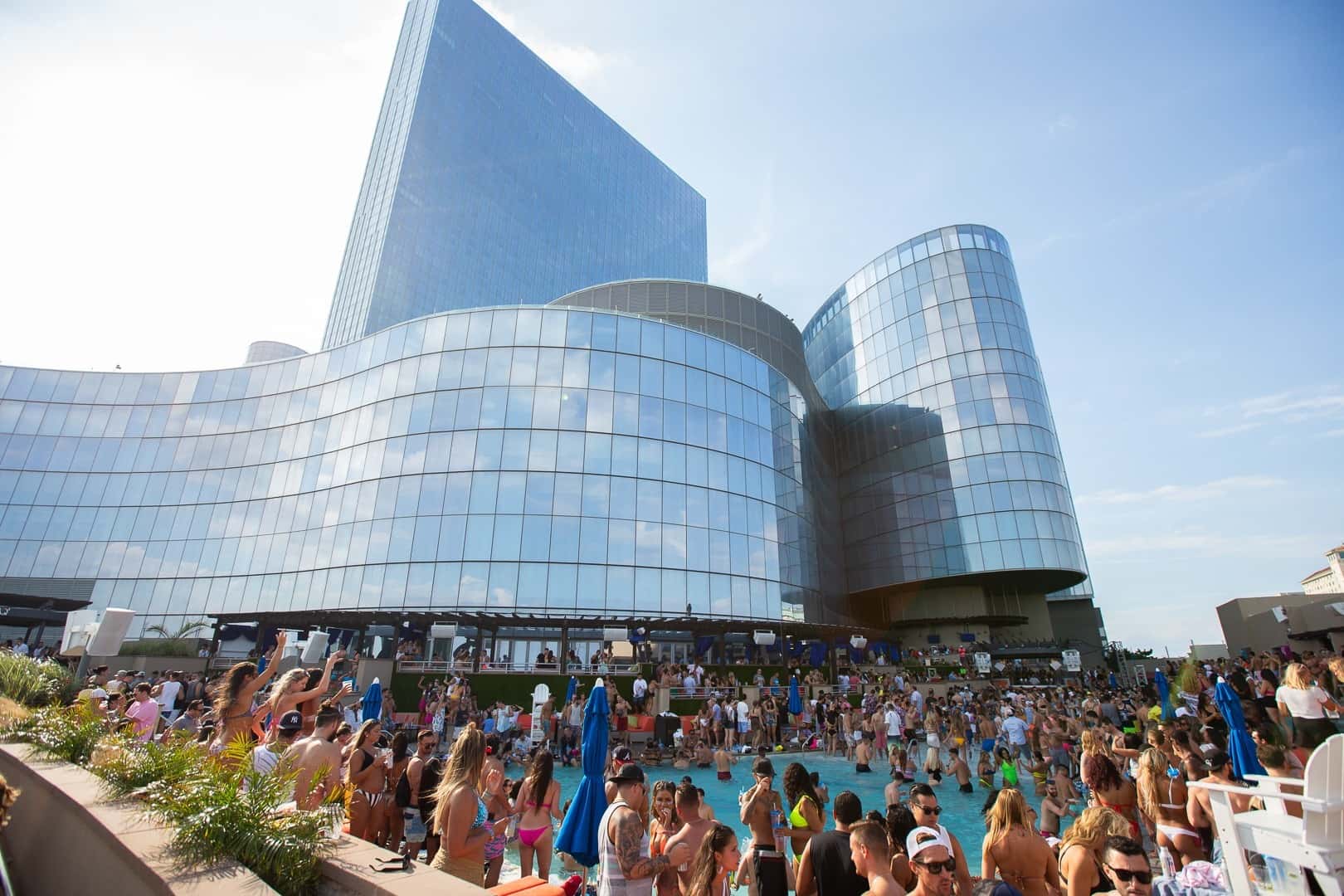 HQ² Beachclub
