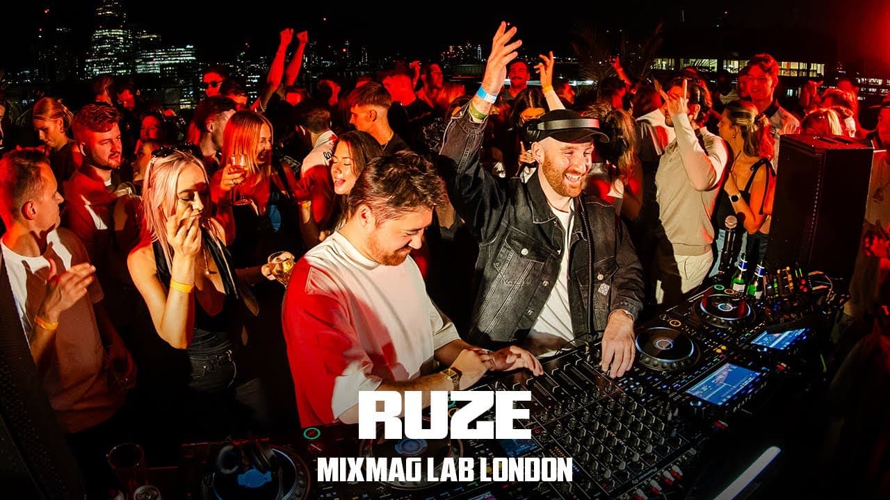 Portada de RUZE