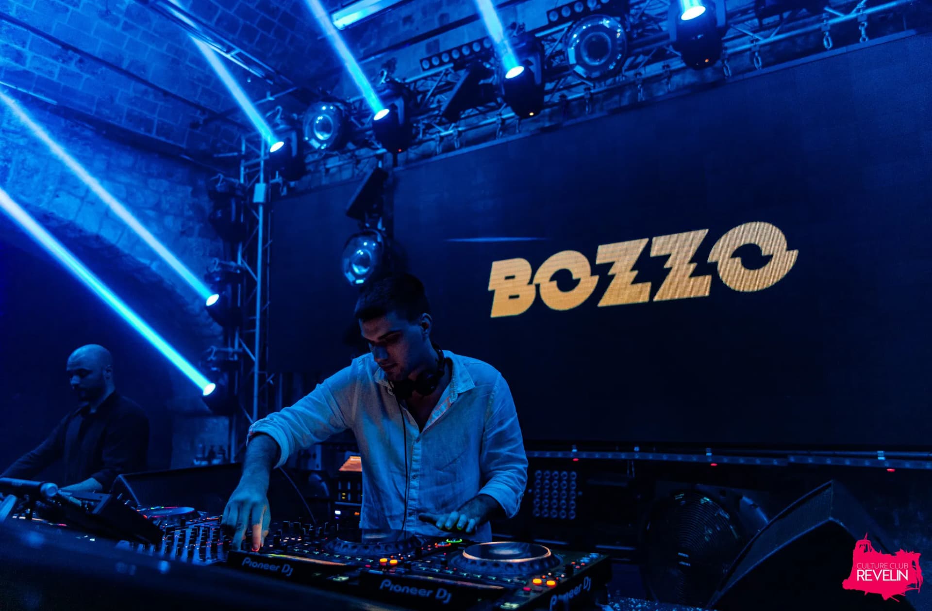 Cover of BoZZo
