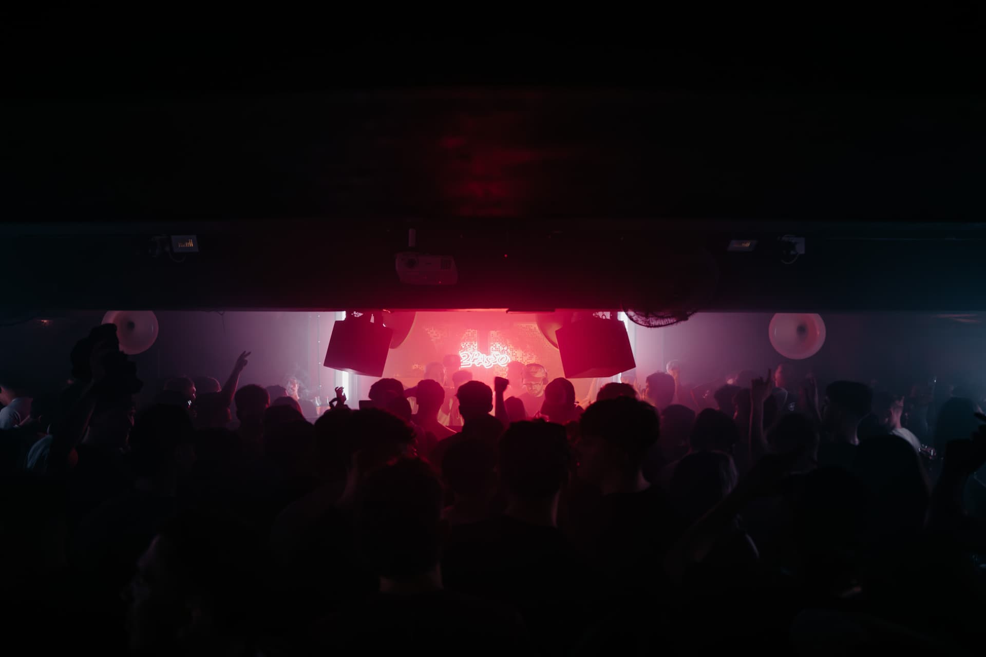 2Passo // Secret Special Guests