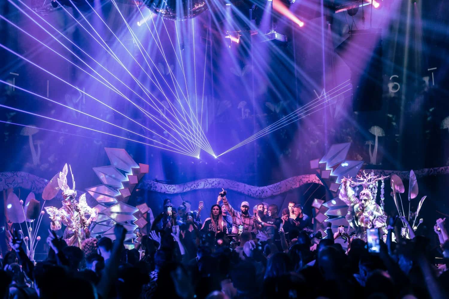 Cartel de Anjunadeep