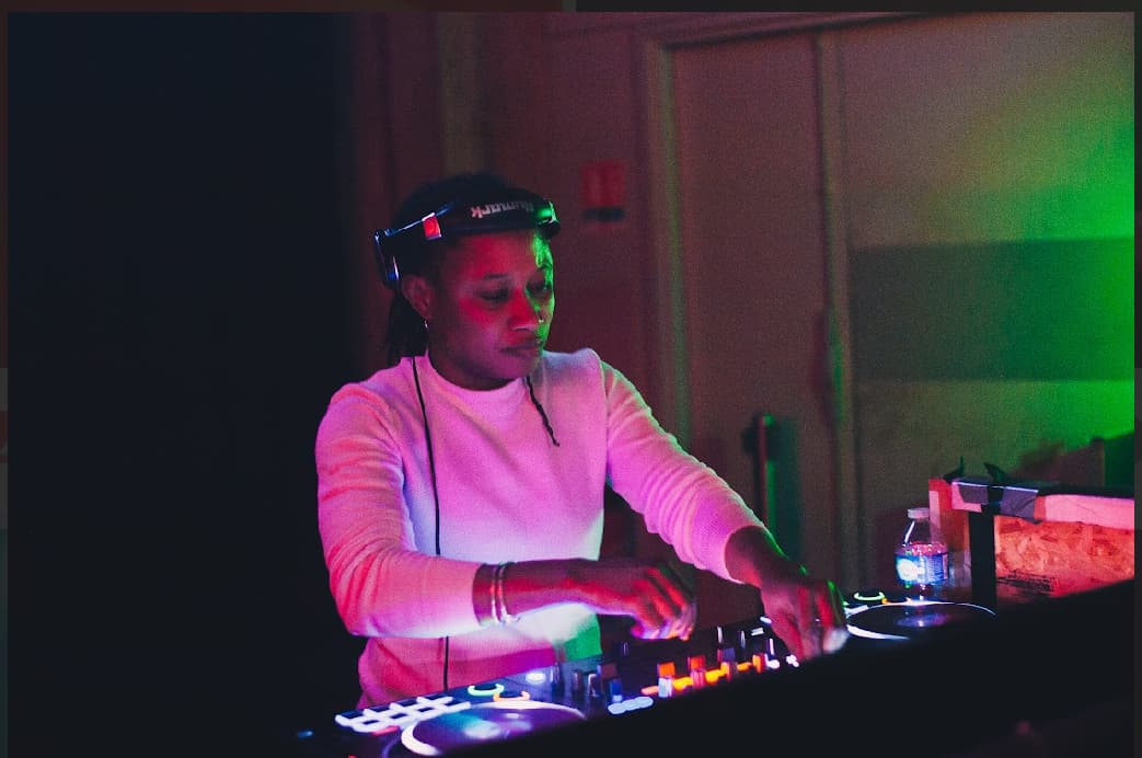 Club x OSHUMARÉ