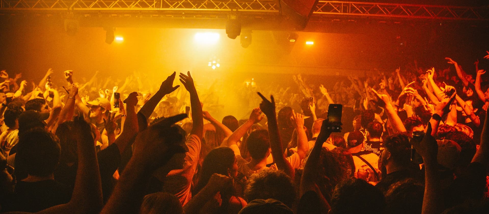 Love On Top Club with: DJ SWISHA, BAVR, NC, Maraskino