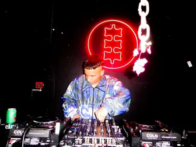 Flyer de Felina Presenta Latin Crush V3: Genosidra Dj Gäp Illdabo B2b Linapary Bzzhound B3b Gitano Del Futuro B3b Mia Flaw
