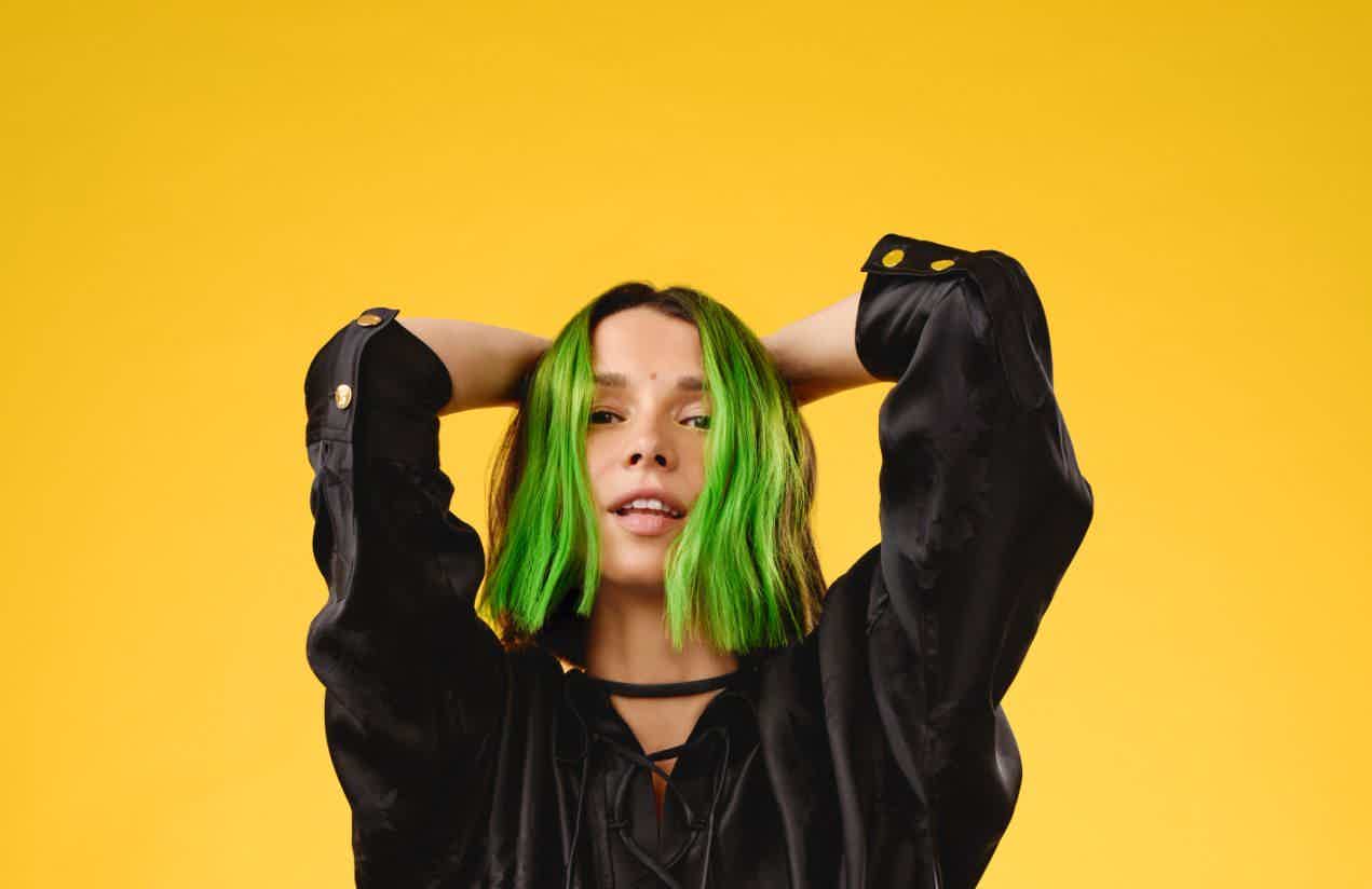 Miss Monique logra su primer Disco de Oro por Concorde
