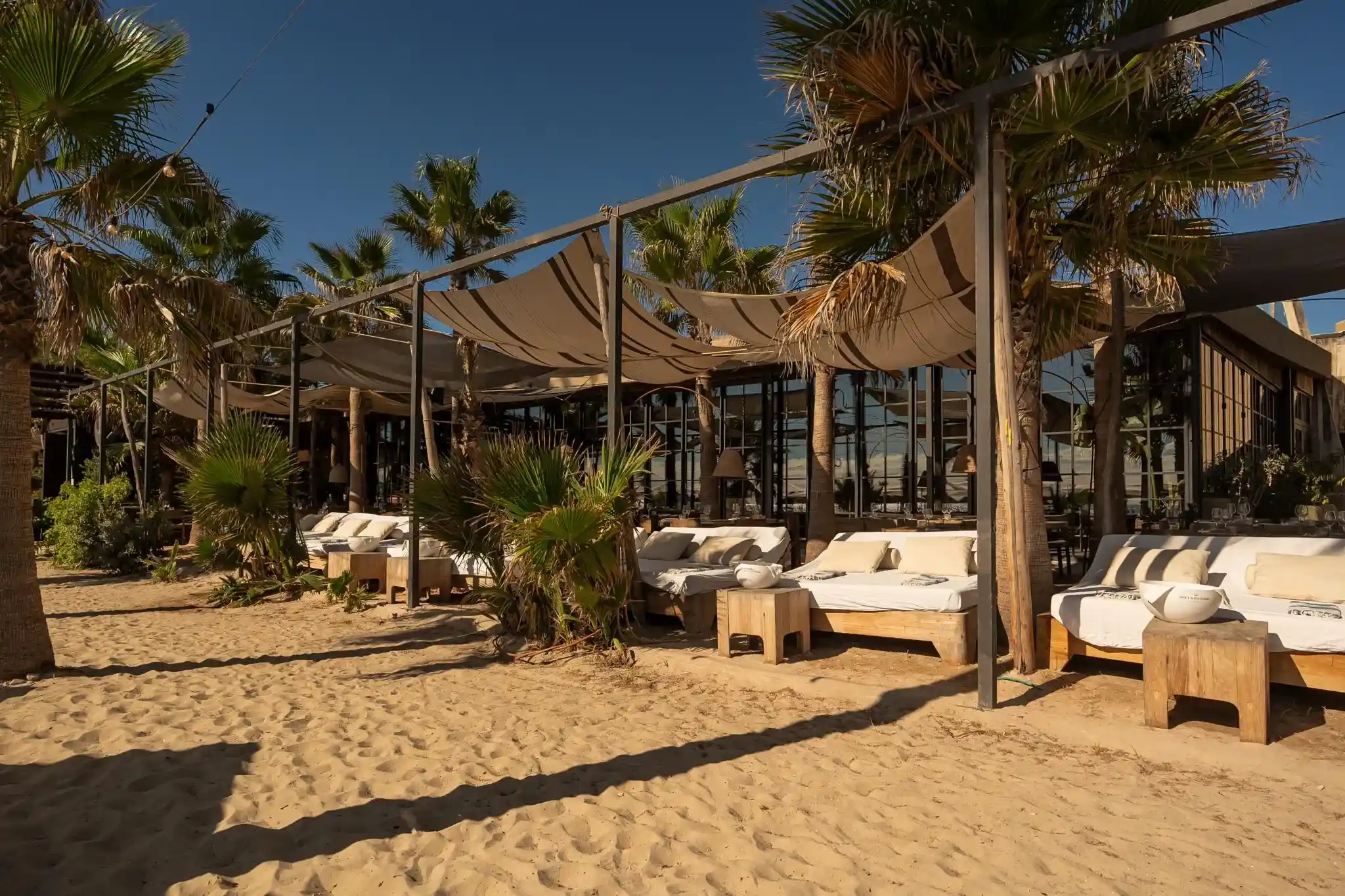 Bora Bora Ibiza Regresa a Playa Soleil con Sunwaves