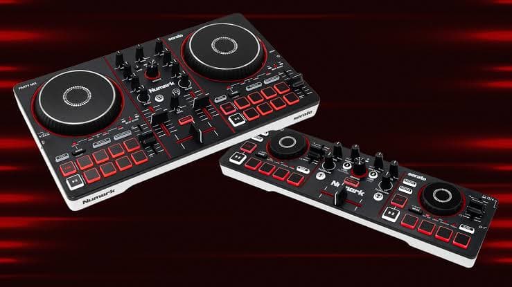Numark Party Mix III y Mixtrack Go: Nueva Era Portátil