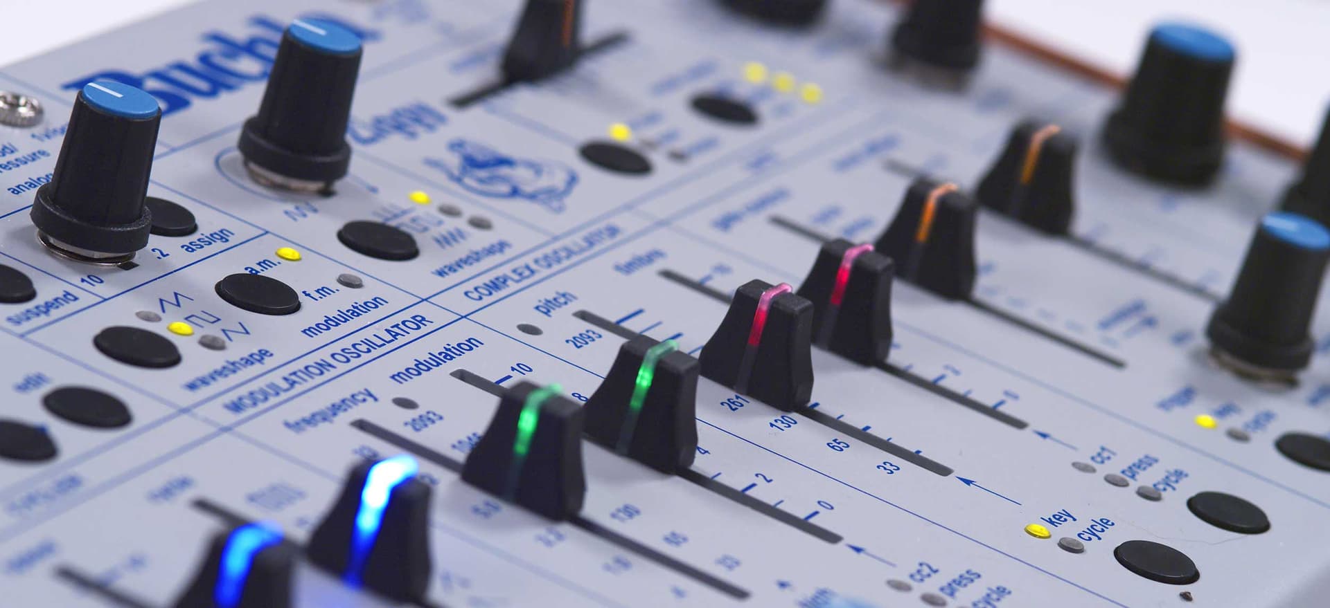 Sintetizador Buchla Ziggy: envíos en diciembre 2026
