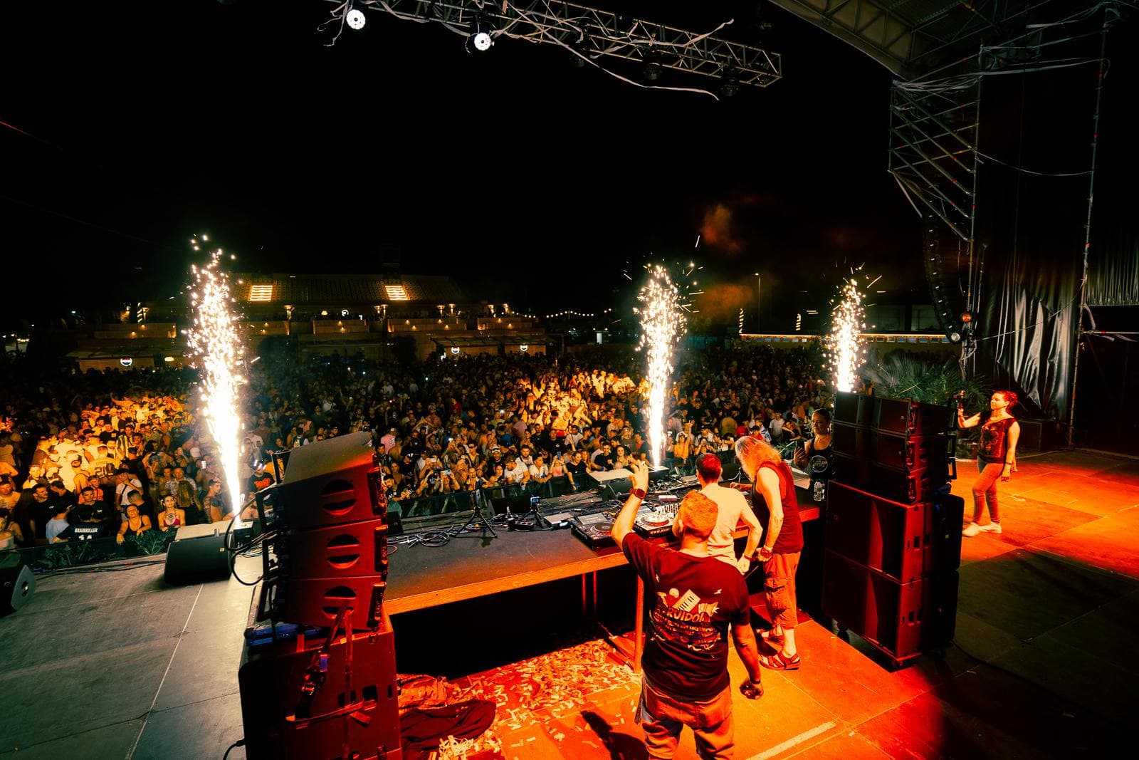 Tienes una cita con Híbrida Fest en Conil